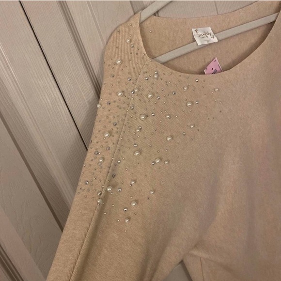 Sweater Top - Picture 2 of 4